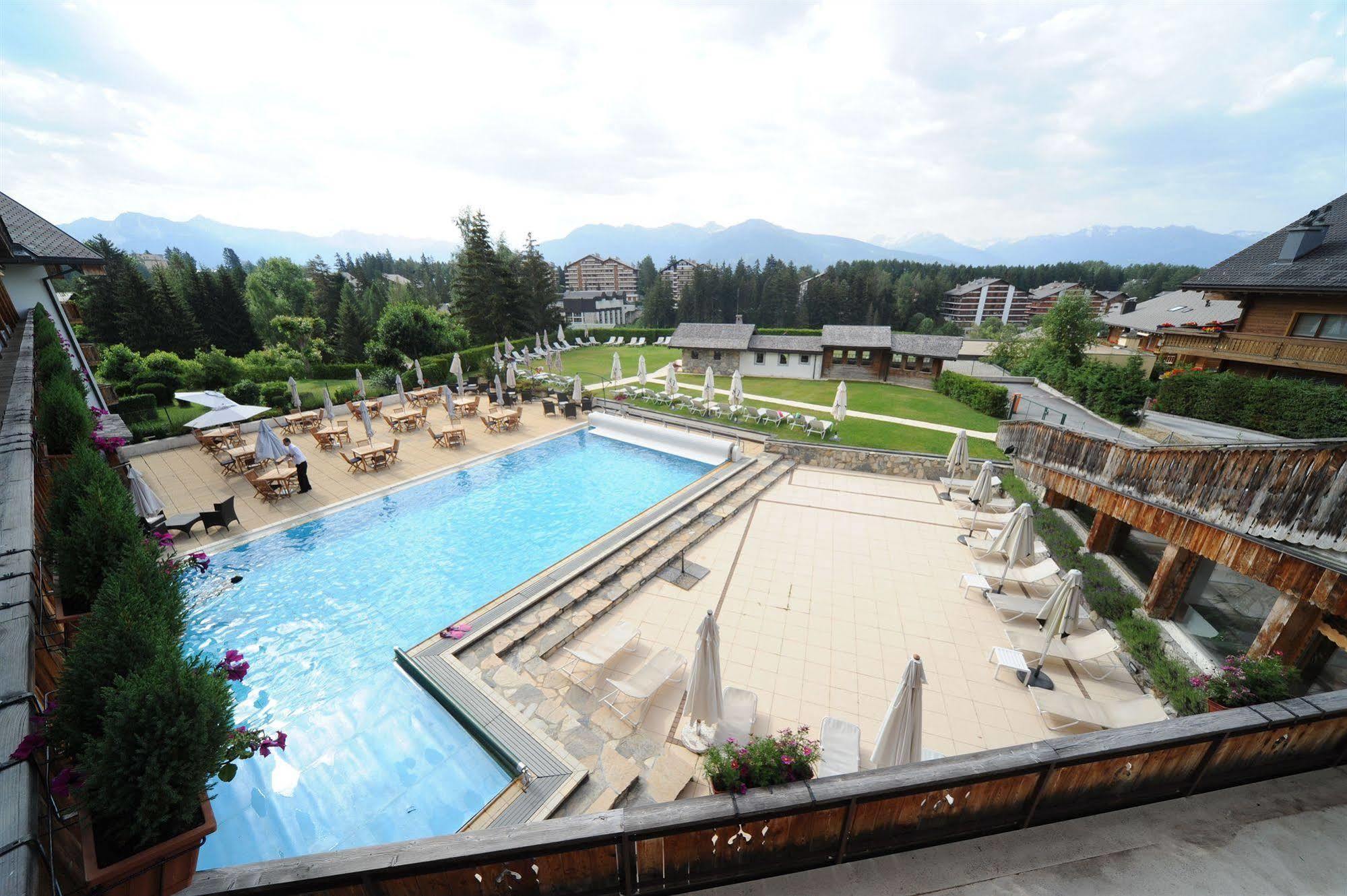 Hotel Etrier Crans-Montana Esterno foto